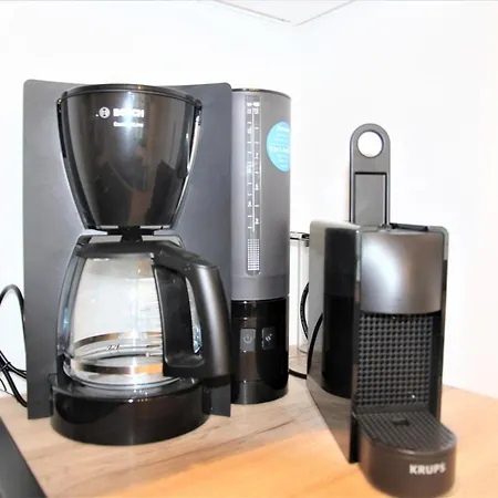 Kleine Krabbe, Am Alten Deich 4-6 10 * Dangast